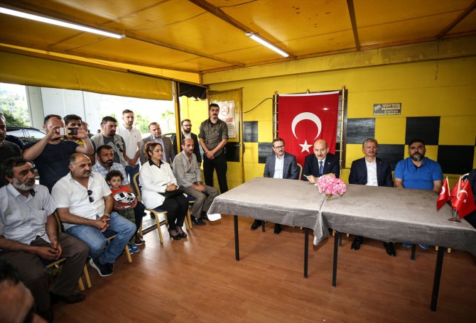 İçişleri Bakanı Süleyman Soylu'dan esnaf ziyareti