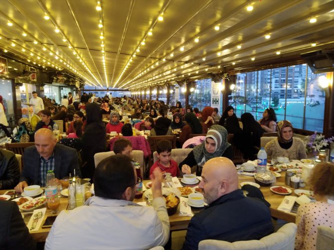Kastamonu'da yetim çocuklar için iftar programı düzenlendi