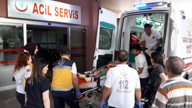 Adana'da trafik kazası: 5 yaralı