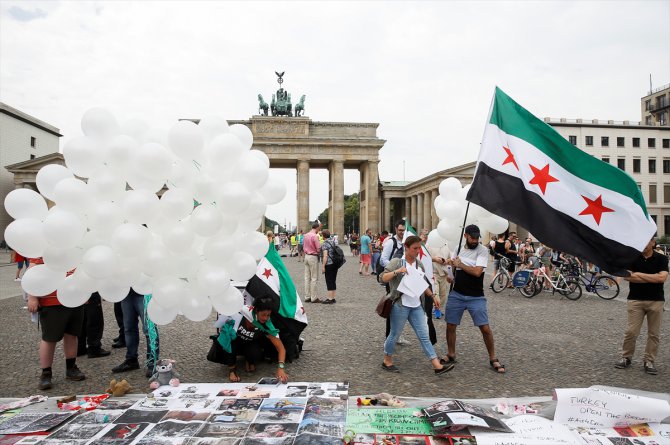 Avrupa'da İdlib'e destek gösterileri