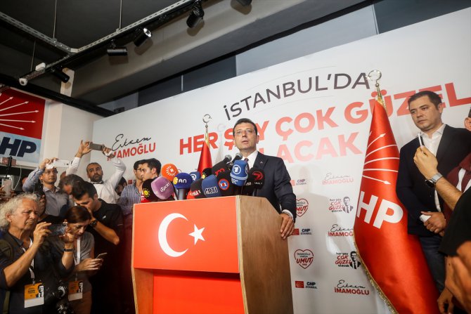 CHP İstanbul Büyükşehir Belediye Başkan Adayı Ekrem İmamoğlu: (1)
