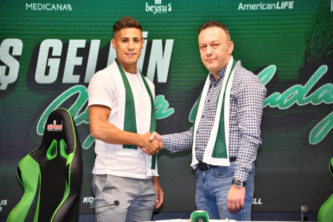 Konyaspor, Alper Uludağ'ı transfer etti