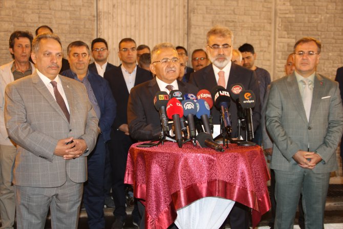 Büyükkılıç'tan "istifa" iddialarına yalanlama