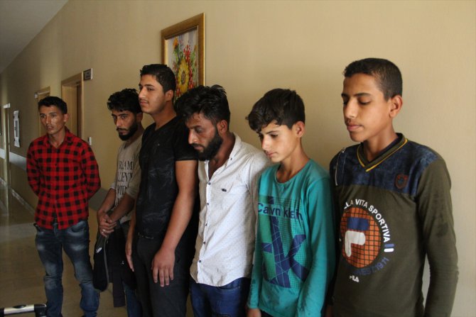 Hatay’da 8 düzensiz göçmen yakalandı
