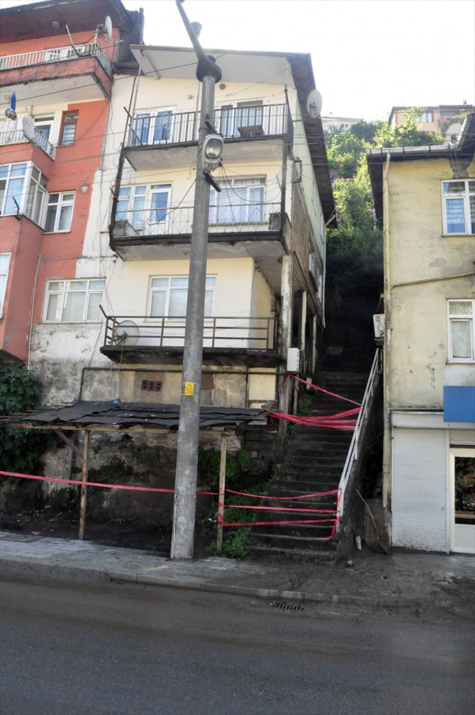 GÜNCELLEME - Zonguldak'ta heyelan