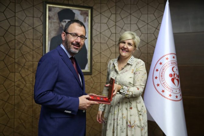 Bakan Kasapoğlu, Karadağ Ekonomi Bakanı Sekulic ile görüştü