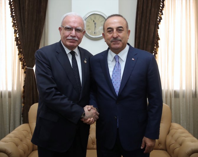 Dışişleri Bakanı Çavuşoğlu, Filistinli mevkidaşı Maliki ile bir araya geldi