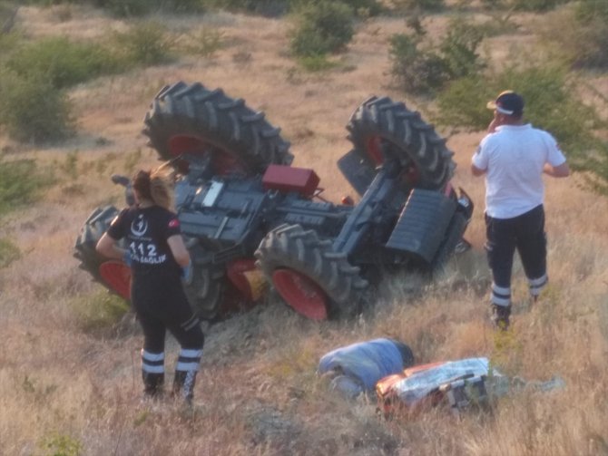 Malatya'da traktör devrildi: 1 ölü