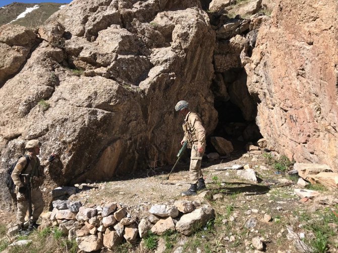 Jandarma ve emniyet birimlerinden PKK’ya ağır darbe