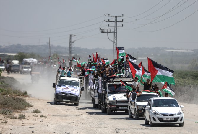 Gazzeli kamyon şoförleri İsrail ablukasını protesto etti