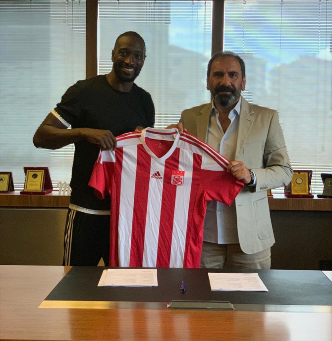 Sivasspor, Mustapha Yatabare'yi transfer etti
