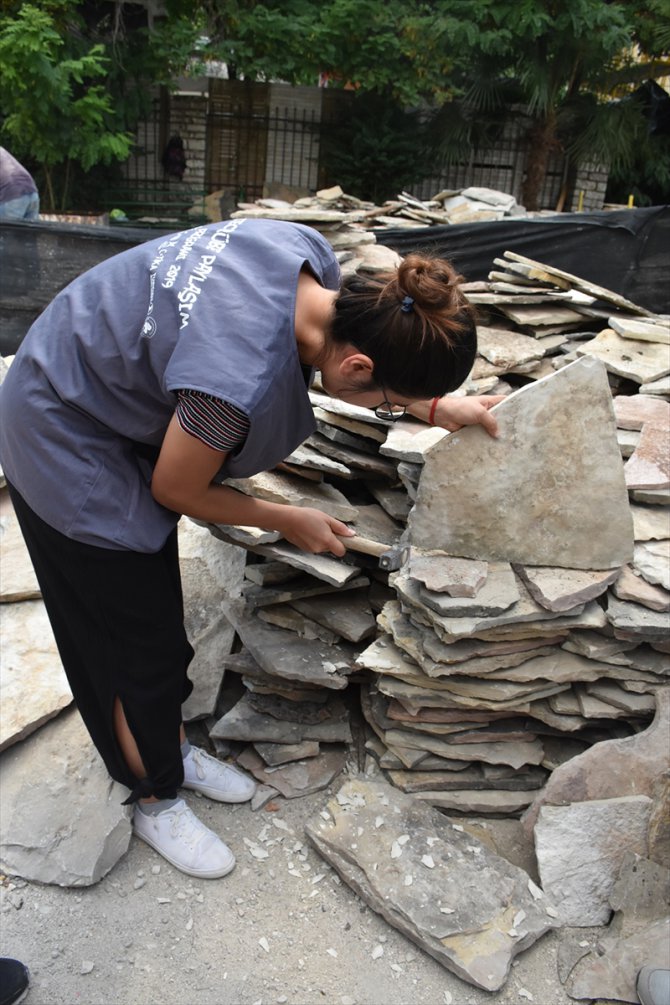 TİKA gönüllüleri Arnavutluk'ta restorasyon çalışmalarına katıldı