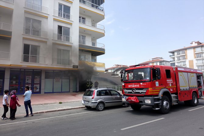 Aksaray'da markette yangın