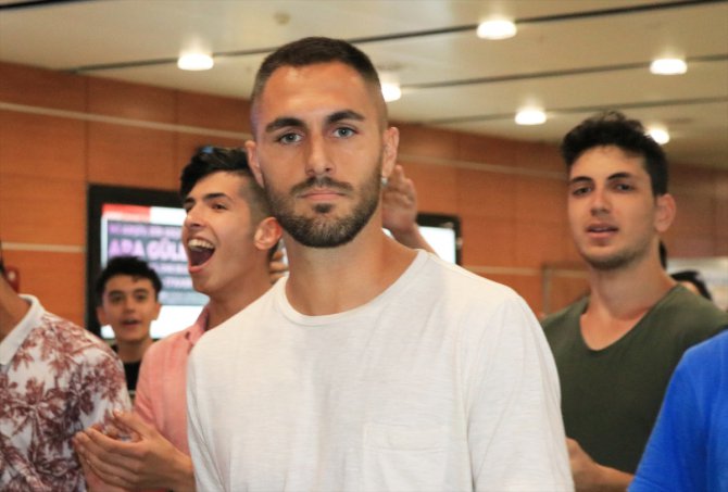 Victor Ruiz, Beşiktaş için İstanbul'da