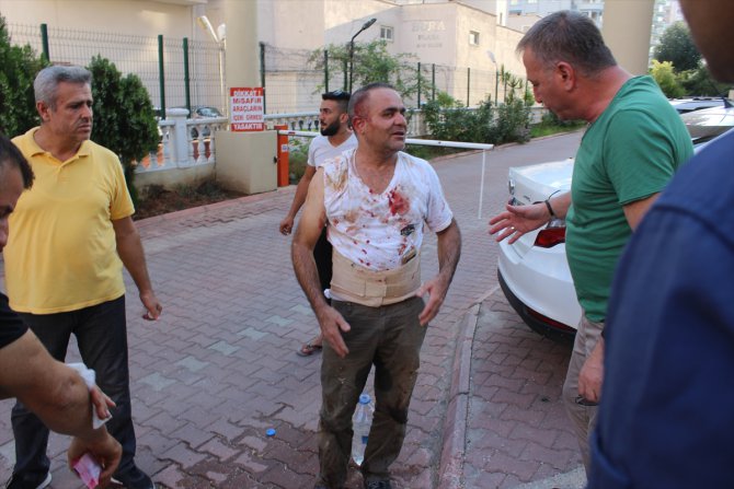 Adana'da bıçaklı kavga: 2 yaralı