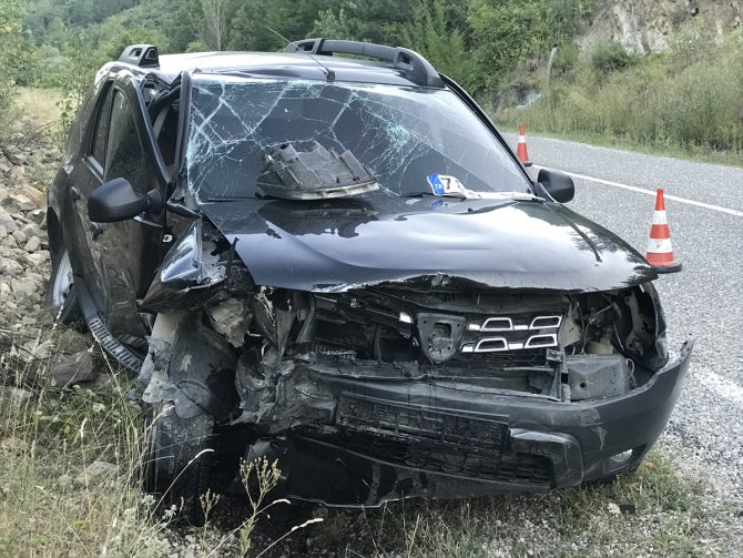 Karabük'te cip ile otomobil çarpıştı: 1 ölü, 2 yaralı