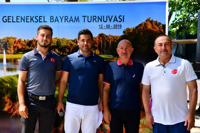 Dışişleri Bakanı Mevlüt Çavuşoğlu Antalya'da golf turnuvasına katıldı