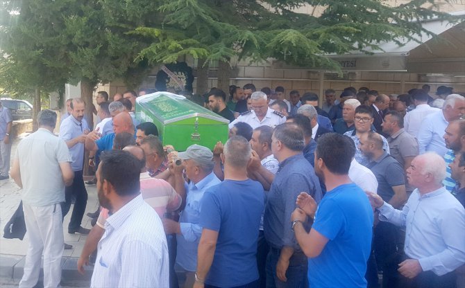 GÜNCELLEME - Kırşehir'de "maganda kurşunu" isabet eden genç öldü