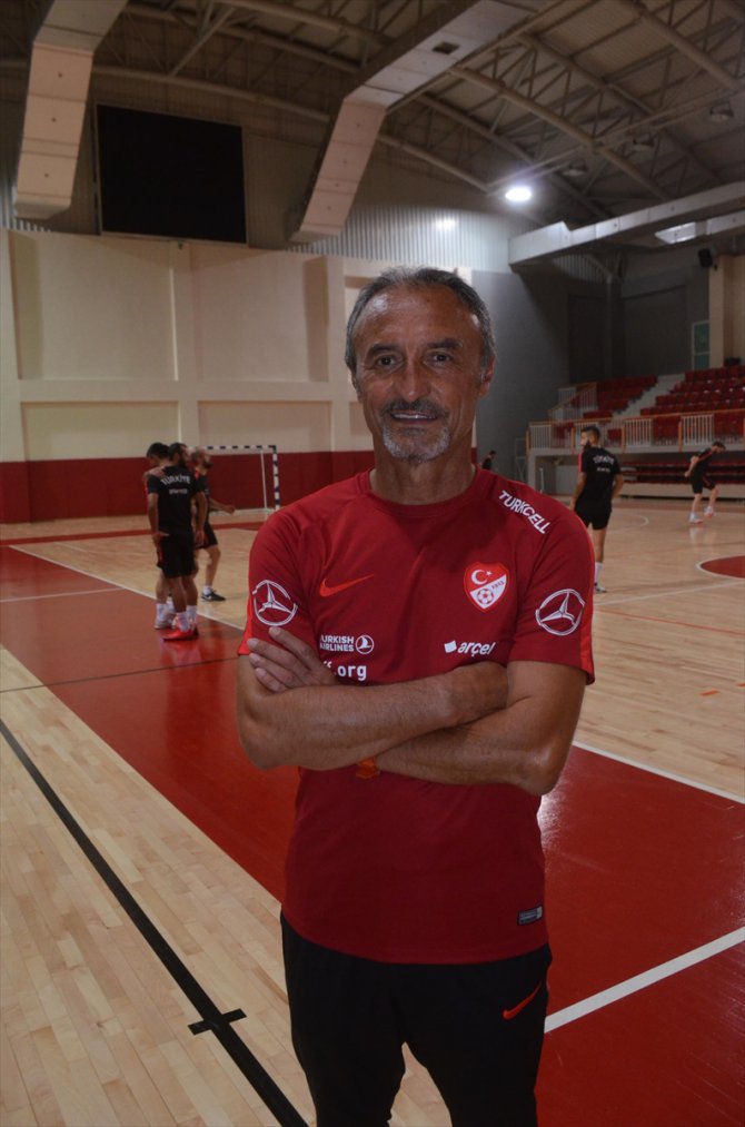 A Milli Futsal Takımı'nın Yalova kampı başladı