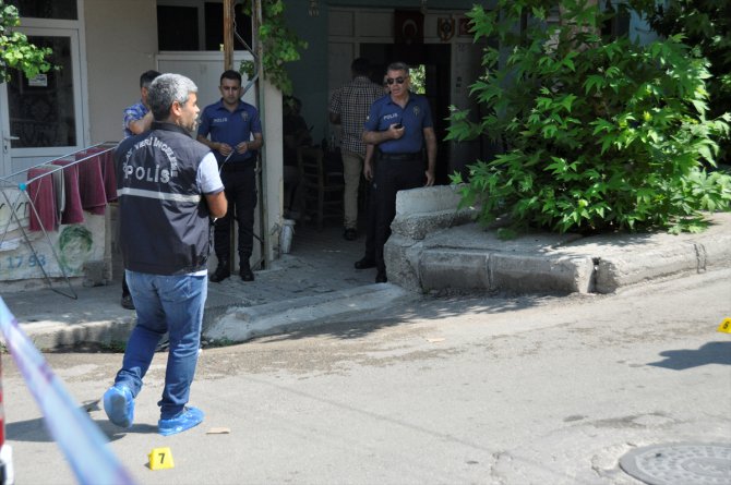 GÜNCELLEME - Adana'da silahlı saldırı: 3 ölü