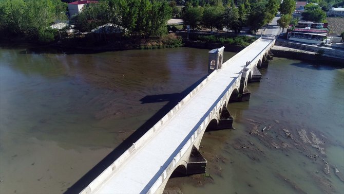 Tarihi Tunca Köprüsü'nün restorasyonu tamamlandı