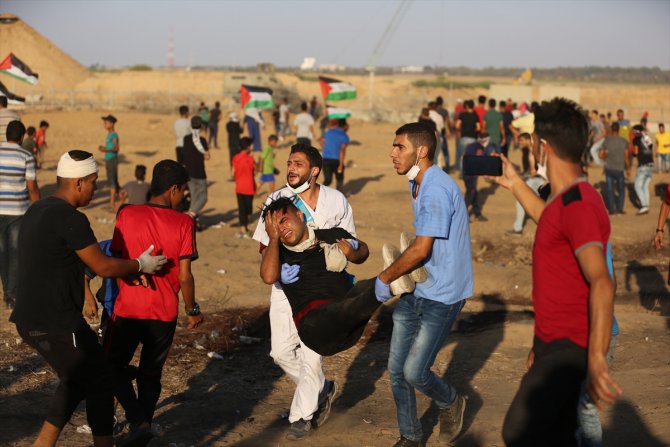 İsrail askerleri Gazze sınırında 54 Filistinliyi yaraladı
