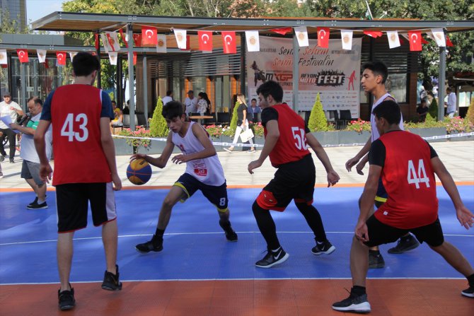 Afyonkarahisar'da sokak basketbolu turnuvası başladı