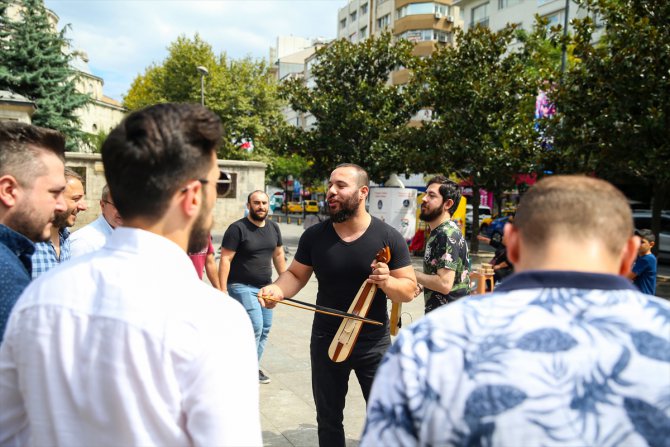 İstanbullular "flash mob" etkinliğinde buluştu