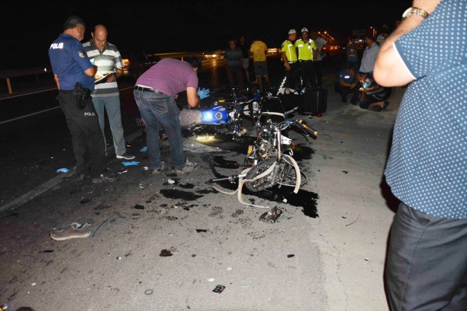 Muğla'da motosikletler çarpıştı: 1'i çocuk 2 ölü