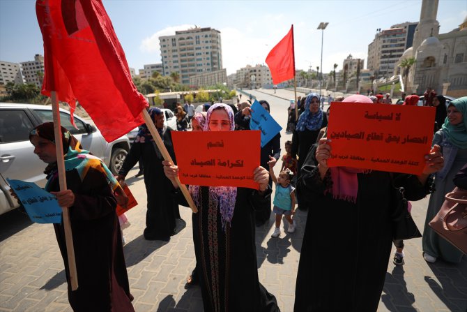 İsrail'in Gazzeli balıkçılara yönelik saldırıları protesto edildi