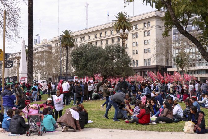 Arjantin'de hükümet karşıtı gösteriler sürüyor
