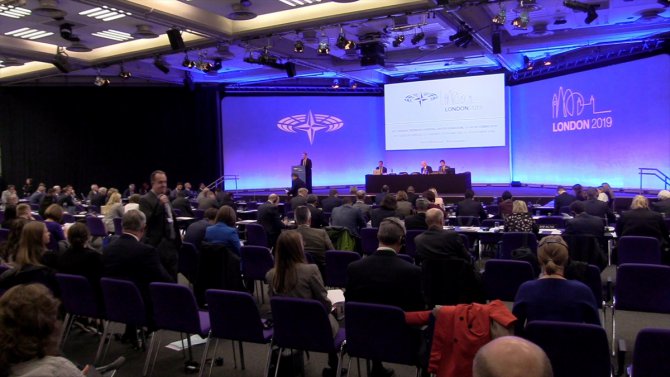 NATO Parlamenter Asamblesi Londra'da toplandı