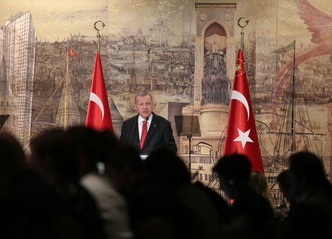 Erdoğan, yabancı medya mensuplarının sorularını yanıtladı
