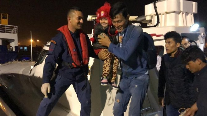 İzmir'de 170 düzensiz göçmen yakalandı
