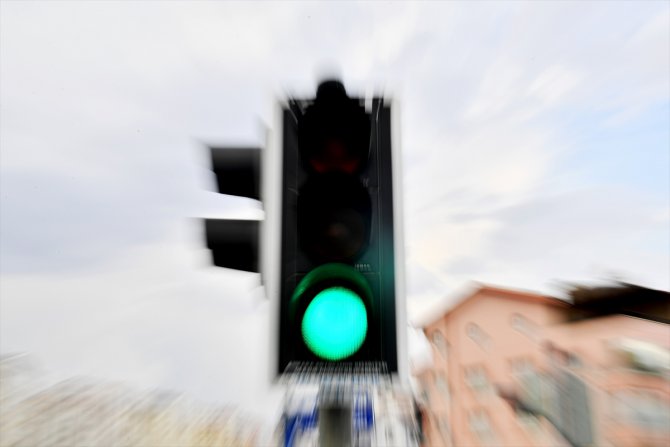 Başkentte trafik sinyalizasyon sistemlerinde "yanıp sönen yeşil ışık" olmayacak