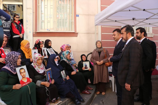 Diyarbakır annelerine destek ziyareti