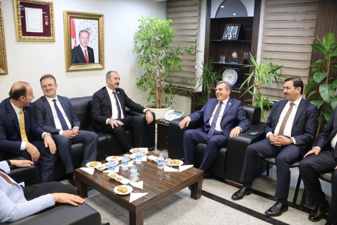 Adalet Bakanı Gül Şanlıurfa'da