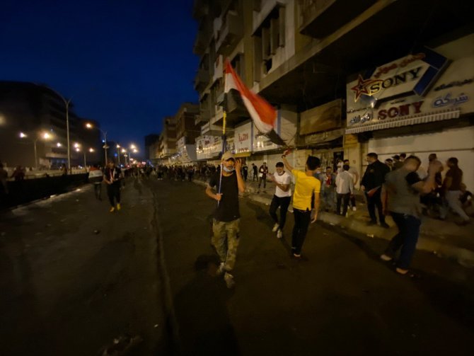 Irak'taki gösterilerde ölü sayısı 9'a yükseldi