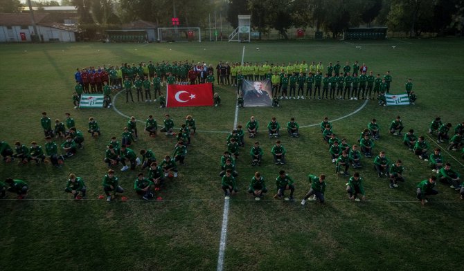 Bursaspor'dan 29 Ekim Cumhuriyet Bayramı koreografisi