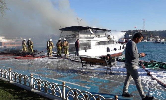 Beşiktaş'ta tekne yangını