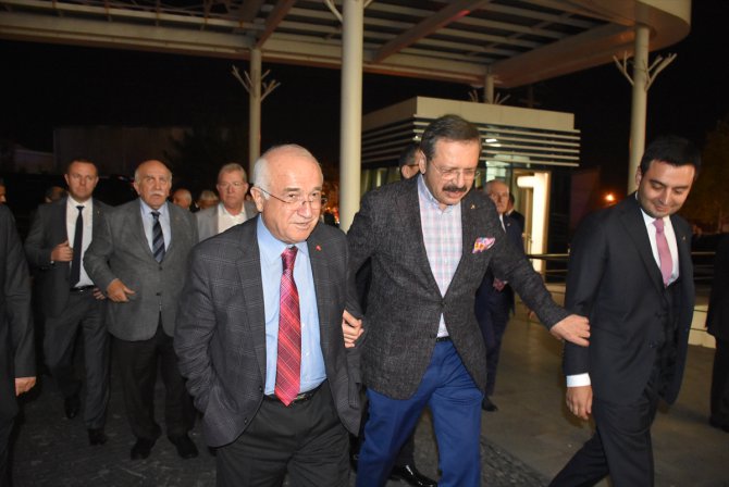 Hisarcıklıoğlu: "Piyasa dönmeye başladı ve gelecekten umutluyuz"