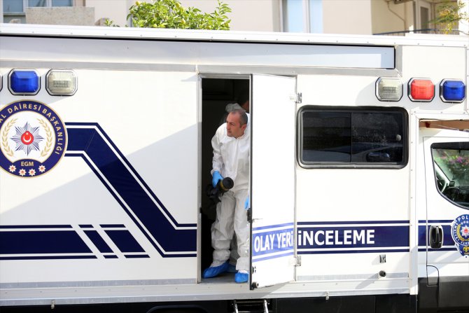 GÜNCELLEME 4 - Antalya'da aynı aileden ikisi çocuk 4 kişi evlerinde ölü bulundu