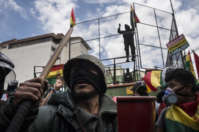 Bolivya'da muhalefet, seçimin galibi Morales'in "diyalog" çağrısını reddetti
