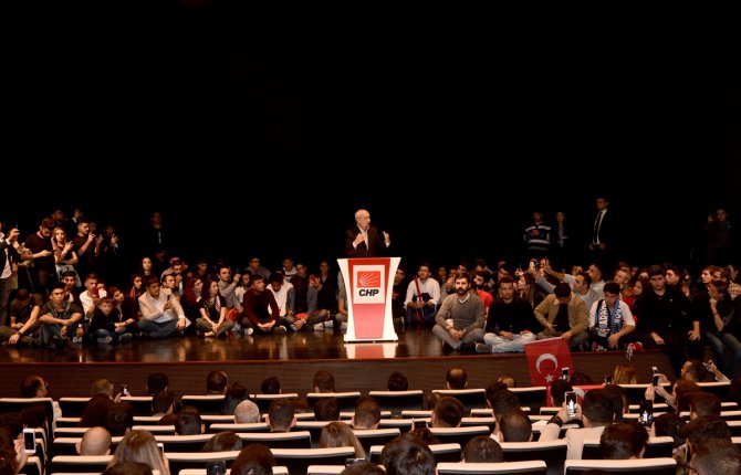 Kılıçdaroğlu, gençlere Atatürk'ü anlattı