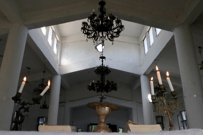 Türkiye'nin onardığı Tel Abyad'daki Ermeni Kilisesi ibadete açıldı