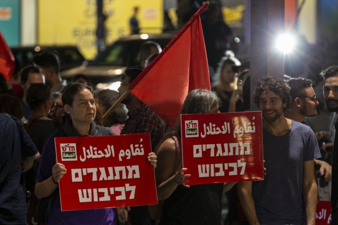İsrail’in Gazze’ye düzenlediği saldırılar Tel Aviv’de protesto edildi