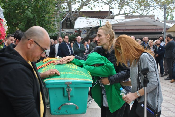 Öldürülen Manisalı iş adamının cenazesi toprağa verildi