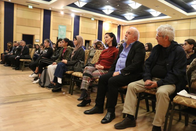 Arnavutluk'ta "Balkanlar’da Türk Edebiyatının İzleri" paneli