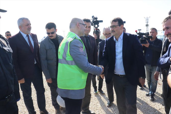 Enerji ve Tabii Kaynaklar Bakanı Dönmez: "TürkAkım Projesi'ni yıl sonuna kadar bitireceğiz"