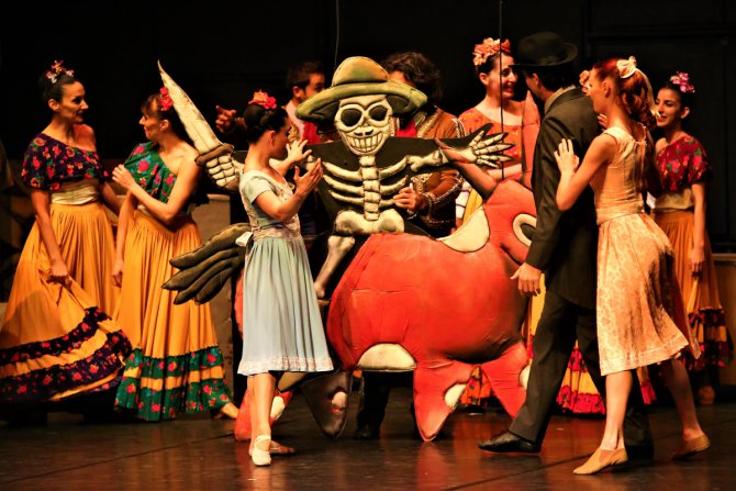 MDOB "Frida" balesini sahneledi